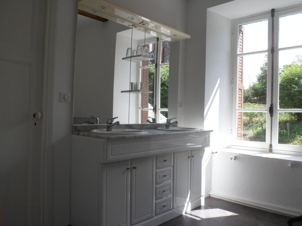 Bed & Breakfast Le Pont Du Roy *